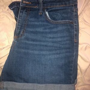 Universal thread - mid rise boyfriend short 12/31